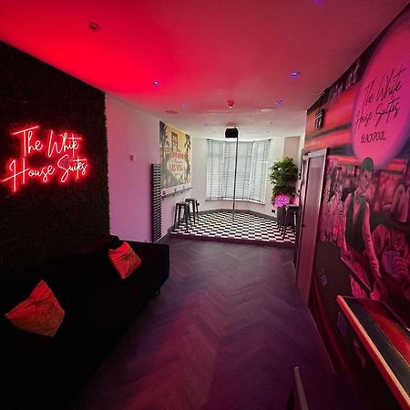 The White House Vegas Suites Blackpool Esterno foto