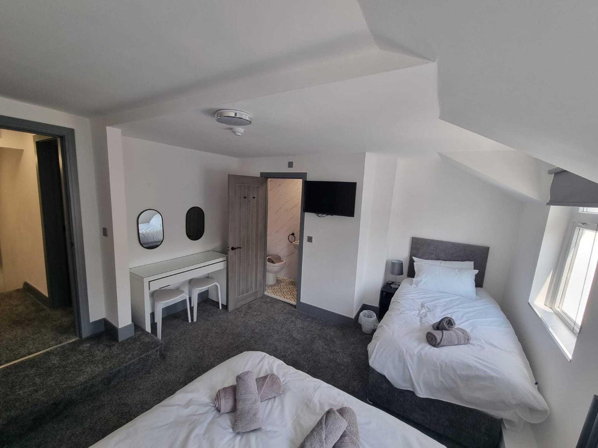 The White House Vegas Suites Blackpool Esterno foto